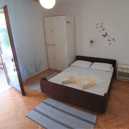 Apartamento Dora *